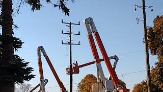 Hydro One crews installing new power Lines Nov 12\23