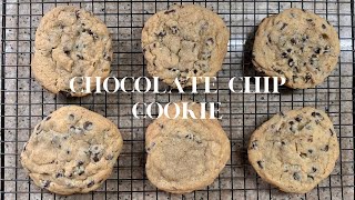 SOFT & CHEWY CHOCOLATE CHIP COOKIES! MUST TRY! 😋