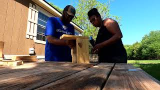 diy rabbit feeder | hay feeder #diy #rabbits #selfsustainibility #farm #homestead