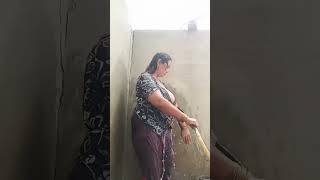 Desi Aunty Bathing Vlog    Desi Village Girl Bathing Video    Aunty Vlog    Subscribe plz    ❤️❤️