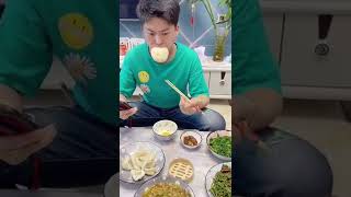 BEST FUNNY VIDEO || Is this a steamed bun? 😝这是馒头吗 😂TRY NOT TO LAUGH || HaHaFunny ^◡^ #shorts #prank