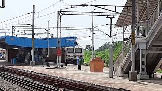 Itarsi Wap 7 Pulling Yesvantpur to Tatanagar Weekly Express