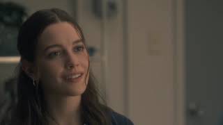 Victoria Pedretti in "The Haunting of Hill House"