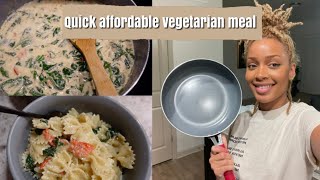 Vlog: Cook With Me! | Easy Vegan/Vegetarian Meal + Grocery Shopping