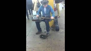 Slide Guitar in the New York morn'