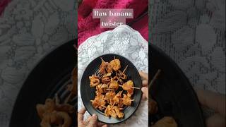 Raw Banana Twister..#rawbananarecipe #twister #fry #shorts #recipe @pravarheshel12