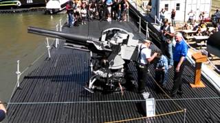 Firing USS COD Five Inch Deck Gun 3 of 3. Aug 22, 2015.