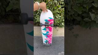 Skateboard personnalisé par Cricut_fr😍#personnalise #personnalisation #tendance #cadeau #viral