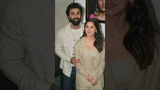 Ranbeer kapoor with wife Alia bhatt #ranbeerkapoor #aliabhatt #reels #ytshorts #bollywood