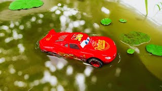 Lightning McQueen on Dirty Water | Cleaning Disney Pixar Cars Big & Small  Lightning McQueen!