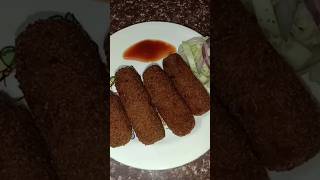 Aadriti দিলো Fish Finger Treat 🤤 গরম গরম Crispy & Tasty Fish Finger 🥰 #fishfingers #food #foodie