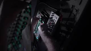 Roland acid techno jam #synthesizer #drummachines #acidtechno #techno #darkelectronic #roland #synth