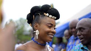 MARIAGE COUTUMIER GABON 2ème sortie de la mariée.