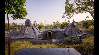 Retro-Futuristic Gumpha House By Shailesh Devi