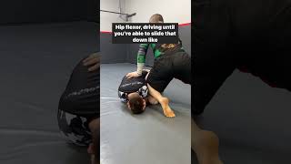 Break down the turtle. #bjj #brazilianjiujitsu #jiujitsu #jiujitsulifestyle #grappling #wrestling