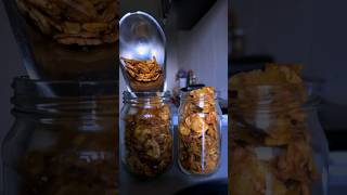 Let’s make plantain chips #shorts #100shorts2024 #plantainchips #cookingathome #snacks #shortvideo