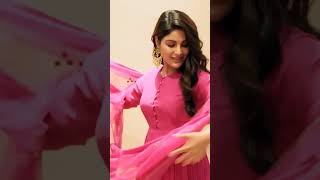 Samyuththa Beautiful Video #viralvideo #samyukthamenon #vaavaathisong #dhanush