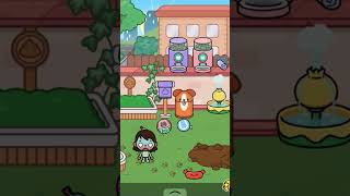 TOCA GLITCH! Why is the grass eating? #tocaboca #toca #tocaglitch #tocalifeworld #tocabocaworld