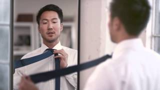 How to Tie a Tie: Windsor Knot