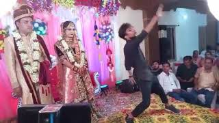 Funny guy at marriage