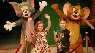 Etihad Airways and Warner Bros. World™ Abu Dhabi launch ‘Little VIP’ for young travelers