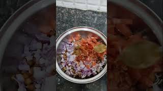 Sprout chaat healthy and yummy 😋🤤 # youtube shorts