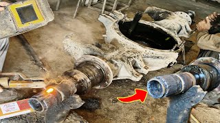 Repairing Process Truck Broken Rear wheel Axle Housing||Amazing Complete Process