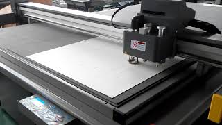 70 sample cutter machine