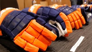 Gretzky Hockey Gear in 4k