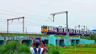 (5+1) Amazing😍Beautiful EMU Local Train Back to Back Overtaking (ER) Bandel Route +Indian Railways