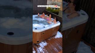 #kishwermerchant Unique Dance In jacuzzi With Friends On #trendingsong 🤩🔥❤️ #shorts #short #ytshorts