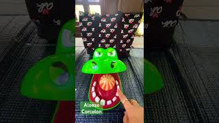 Crazy Crocodile teeth prank strikes again #satisfying #toy #viral #youtubeshorts #shortsvideo #short