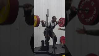 250kg(551lb) warmup