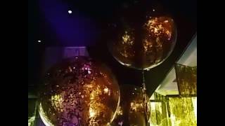 Gold confettiballoons