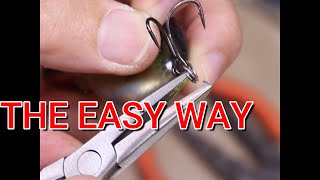 How to change hooks on lures, How to use split ring pliers to change hooks  #lurefishing #lurehooks