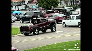 Squatted Trucks Take Over Rod Run