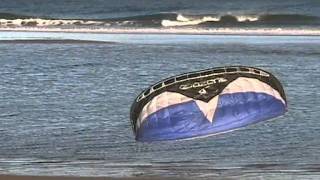 Bamburgh Beach Ozone Powerkite