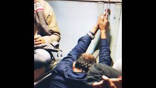 एक आदमी ने चैन पुलिंग किया और रेलवे ने उसके साथ ऐसा कर दिया | #train #youtubeshorts