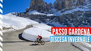 Winter descent by roadbike from the Passo Gardena towards Corvara · Dolomites - Alta Badia