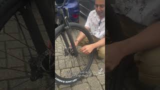 How to remove front tire on GIN X e-bike?