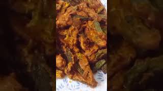 कुरकुरी भिड़ी सादी पाटी स्टाइल का | Kurkuri Bhindi Shaadi party style ka Crispy Bhindi #shortsvideo