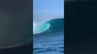 Koa Rothman, June 14 2022 at Cloudbreak in Fiji. Yeah, that’s a big wave.