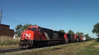 CN 2941 West, Hauling 19,000 Ton Freight 09-06-2015