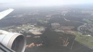 Jetstar Airbus A320 Landing at Sydney