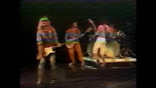 Van Halen - Unchained (Studio 3 TF1 French TV 1981) (HD 60fps)