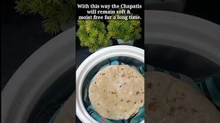 👌Best way to keep CHAPATIS Moisture free 😎😍 #tips #easy #food #hack #kitchentips