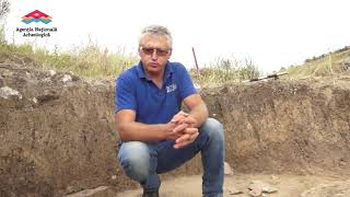 Două cuptoare-tandâr descoperite în situl medieval de la Costești-Gârlea