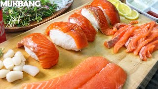 SALMON NOODLES SALMON SUSHI MUKBANG 연어국수 통연어 대왕연어초밥 먹방! サーモンヌードルサーモン寿司 ซูชิปลาแซลมอน EATING SOUNDS