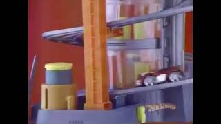 Comercial Hot Wheels Autolavado y Mandíbulas Extremas