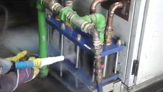 Cleaning heat exchanger - IS 77S BLASTER - Dry Ice Blasting